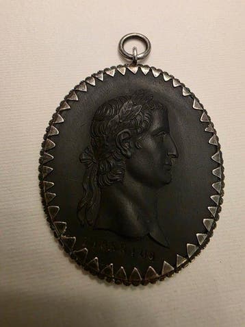 Wedgwood - Cameo Zilver - Zwart basalt, Tiberius