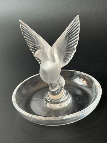 Lalique - Beeldje - colombe s’envolant - Kristal