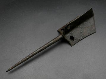 Crusaders period: beautiful, large and rare iron winged