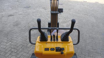 1 tons Mini graver / mini kraan nieuwe briggs en stratton, Graafmachine