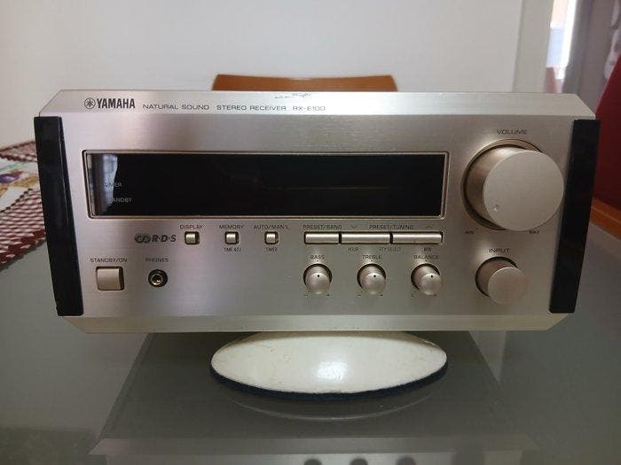 Yamaha - RX-E100 Solid state stereo receiver, Audio, Tv en Foto, Radio's