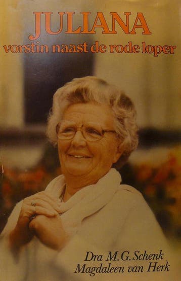 Juliana vorstin naast de rode loper - M.G. Schenk, Boeken, Verzenden, Gelezen, M.G. Schenk