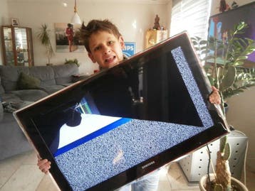 Gezocht: defecte led TVs provincies Limb/Brab/Gelderl., Nieuw