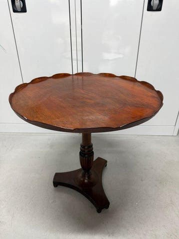 Bijzettafel - Wijntafel met schulp rand - Mahonie - Antieke
