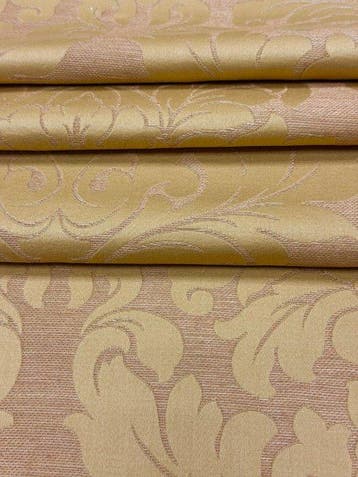 1771 Voortreffelijk meubelstof jacquard met bloemendamast -