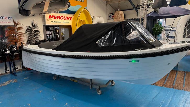 Valory 555 sloep nieuw veel opties!, Watersport en Boten, Sloepen, Nieuw, Buitenboordmotor