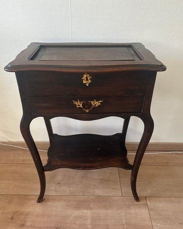 Tafel - Walnoot - Naai- en quiltenbox