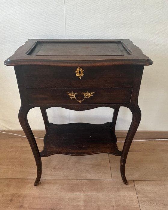 Tafel - Walnoot - Naai- en quiltenbox, Antiek en Kunst, Curiosa en Brocante