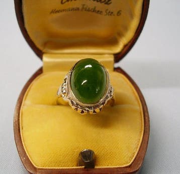 Ring - 14 karaat Geel goud - 4.60ct. tw. Jade -, Nieuw