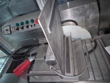 Veiling Chocolade tempereermachine met trilplaat, Gebruikt, Bakkerij en Slagerij