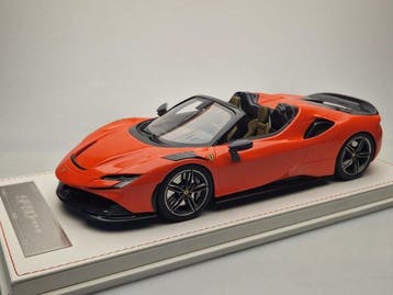 CE-Model 1:18 - Modelauto - Ferrari SF90 Spider - Lichtrood, Nieuw