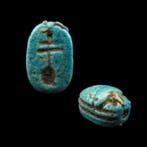 Oud-Egyptisch Faience Scharabeet met Nefer decoratie;