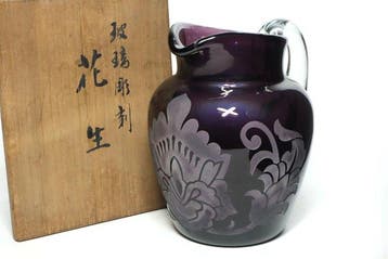 Kruik - Taisho-periode Gesneden Paarse Kunstglas Vaas