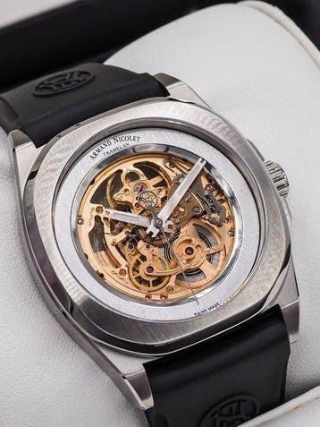 Armand Nicolet - Qbrand only - Zonder minimumprijs - BRAND, Nieuw
