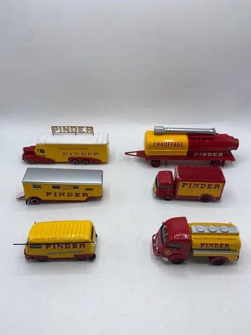 IXO 1:43 - Model vrachtwagen (6) - Cirque Pinder – 1/43,, Nieuw