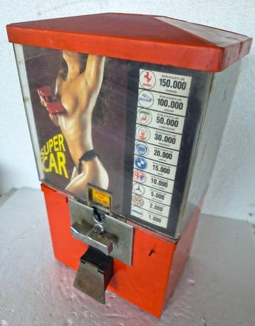 C D A - Kauwgomballenmachine - Vending - Ballenverdeler