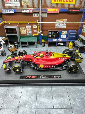 Bburago 1:18 - Modelauto - Ferrari F1-75 GP Monza 2022, Nieuw