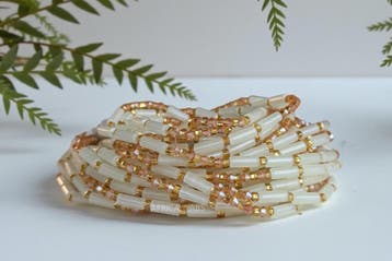 Waist Beads / Afrikaanse Heupketting - Akibo - Wit Glow in t, Sieraden, Tassen en Uiterlijk, Kettingen, Ophalen of Verzenden, Nieuw