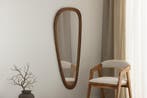 Wandspiegel ORGANIC 165 cm massief hout walnootlook - 48258, Huis en Inrichting, Woonaccessoires | Spiegels, Ophalen of Verzenden
