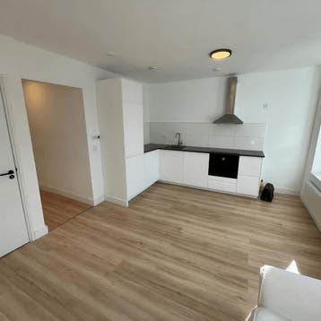 Appartement in Rotterdam gevonden voor €1318,- pm, Huizen en Kamers, Huizen te huur, Rotterdam, Direct bij eigenaar, Appartement