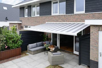 Knikarmscherm Wit 450 / 500 / 550 cm  (INCL. MONTAGE), Tuin en Terras, Zonneschermen, 450 cm of meer, Ophalen of Verzenden, Nieuw