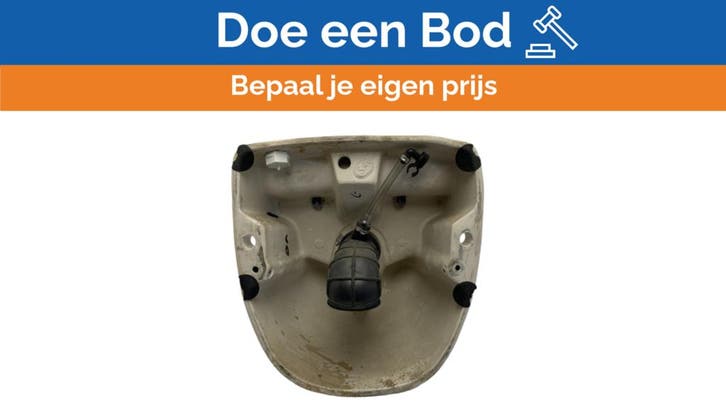 Bieden: USED Vetus Hato marine toilet only toilet bowl, Watersport en Boten, Bootonderdelen, Kombuis en Sanitair, Nieuw, Zeilboot of Motorboot