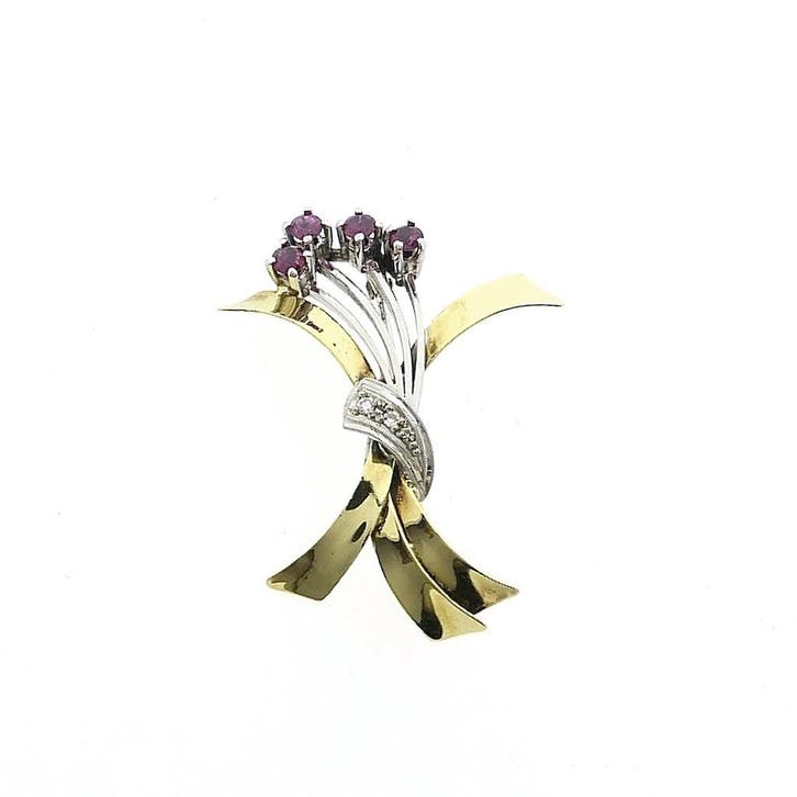 Bicolor gouden broche met robijn en diamanten; 0,06 ct., Sieraden, Tassen en Uiterlijk, Broches, Overige kleuren, Gebruikt, Met edelsteen
