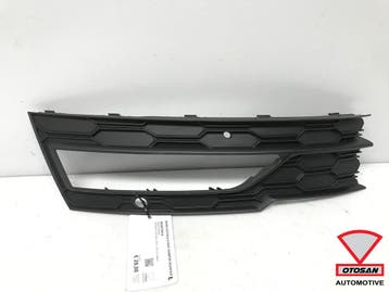 Skoda Octavia 4 2020+ Bumper Rooster Links 5E3807681A, Ophalen, Gebruikt, Voor, Skoda
