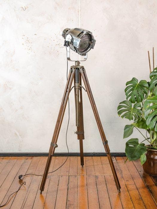 Fargo - Theaterlamp - Aluminium, Hout, Messing - Vloerlamp,, Antiek en Kunst, Antiek | Lampen