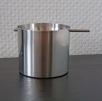 Stelton - Arne Jacobsen - Asbak - Cylinda Line - Staal