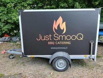 Gesloten aanhanger te huur, Ophalen, Zo goed als nieuw
