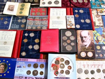 Wereld. 50+ Coin-sets | Silver Dollar | 1949-2016 | Large