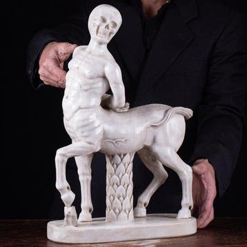 Beeld, Centauro Skeleton - 51 cm - Witte Carrara-marmer -
