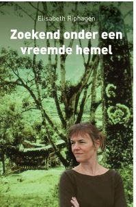 Zoekend Onder Een Vreemde Hemel | Elisabeth Riphagen | Nieuw, Ophalen of Verzenden, Nieuw, Elisabeth Riphagen