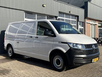 Volkswagen Transporter L2H1 | Financial Lease voor 292 p/mn, Stof, Gebruikt, Euro 6, Overige carrosserieën