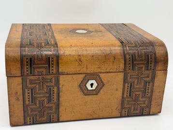 Schrijftablet - dome-top casket - Hout, Koper, Parelmoer