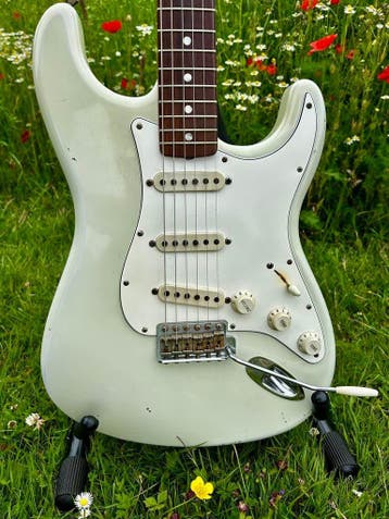 Fender CS relic Stratocaster 1969 Olympic White 2006, Verzenden, Zo goed als nieuw, Solid body, Fender