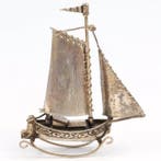 NO RESERVE - J. Niekerk - Miniatuur Schip - Beeldje - .835