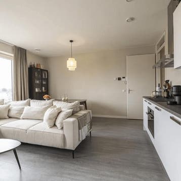 Studio in Vlaardingen gevonden voor €1250,- pm, Overige regio's