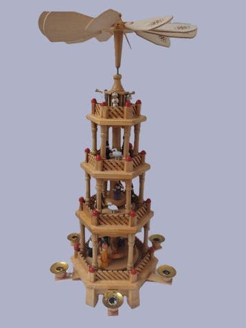 Kerstbeeldje - Draaiende kerstpyramide 4 verdiepingen - 51