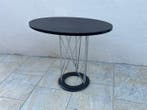 Tafel - Metaal, Hout - Ovale tafel met een chromen metalen