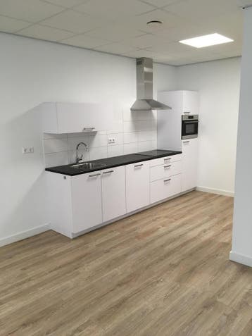 Te huur: Appartement Piet Heinstraat in Enschede, Huizen en Kamers, Overijssel, Enschede, Appartement