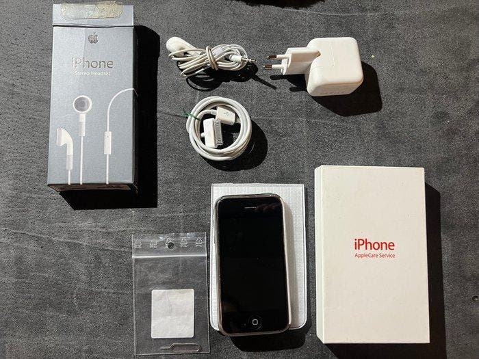 Apple iPhone 2G (1st generation) 8GB A1203 - Mobiele, Spelcomputers en Games, Spelcomputers | Overige Accessoires
