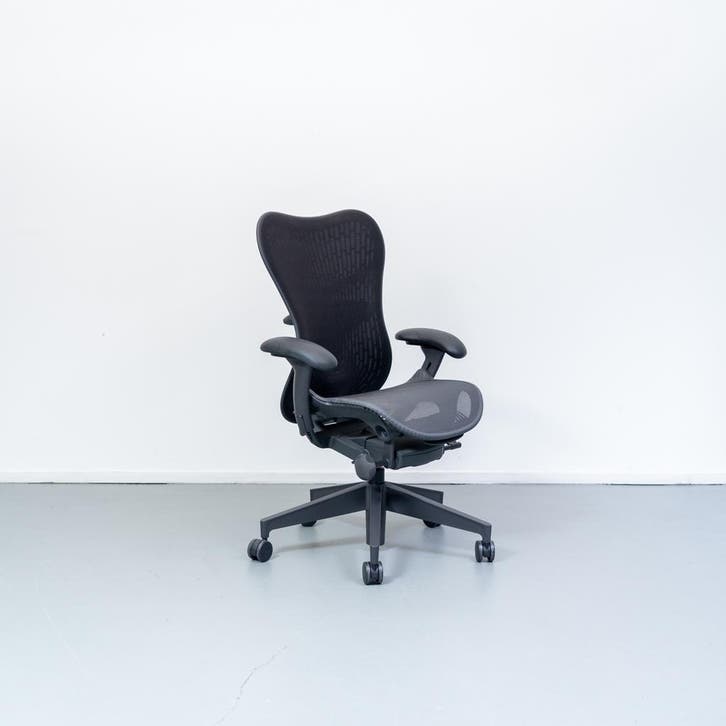 ACTIE! 12x Herman Miller Mirra 2 bureaustoel Butterfly Zwart, Huis en Inrichting, Bureaustoelen, Bureaustoel, Zwart, Zo goed als nieuw