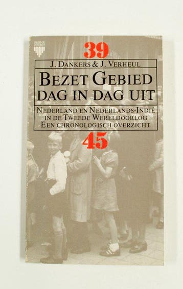 Bezet gebied dag in dag uit - Van der Spek, Verzenden, Gelezen