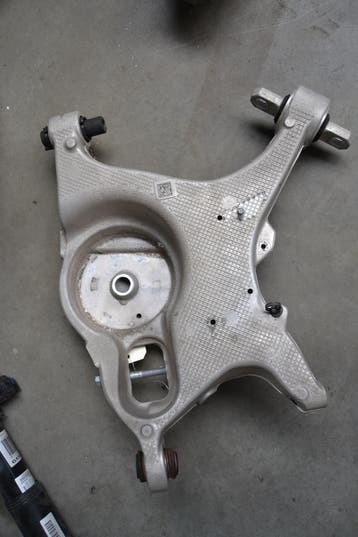Volvo v90 s90 draagarm achter rechts 31387230, Ophalen of Verzenden, Gebruikt, Volvo