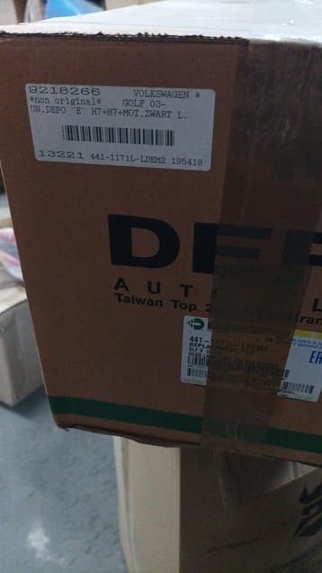 Koplamp VW Golf 5/Jetta 3 - Tweedekansje | OP=OP, Ophalen of Verzenden, Nieuw, Volkswagen