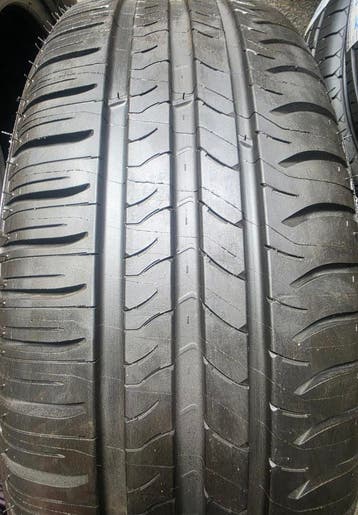 205/60r15 91H Michelin 2 stuks, Auto-onderdelen, Banden en Velgen, Ophalen, 15 inch, Nieuw, 205 mm