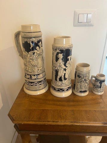 Bierpul (4) - Set van 4 Duitse bierpullen voor verzamelaars, Antiek en Kunst