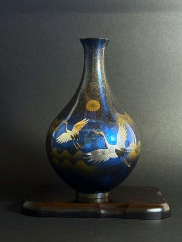 Eenbloemige vaas - Brons - Japan - Vintage bronzen vaas